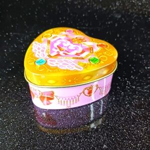 Pink & Gold Heart Shaped Tin.